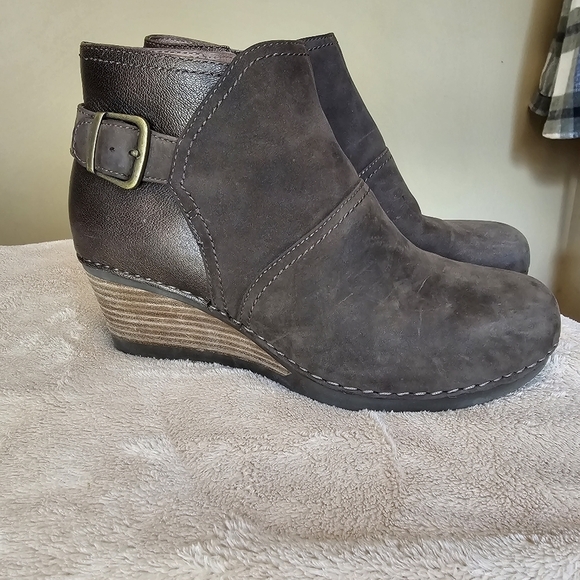 DANSKO Wedge booties Size 6.5/7 - Picture 10 of 12
